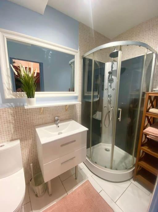 Appartement Neuf Cosy Centre Ville Quartier Haut Sète Dış mekan fotoğraf